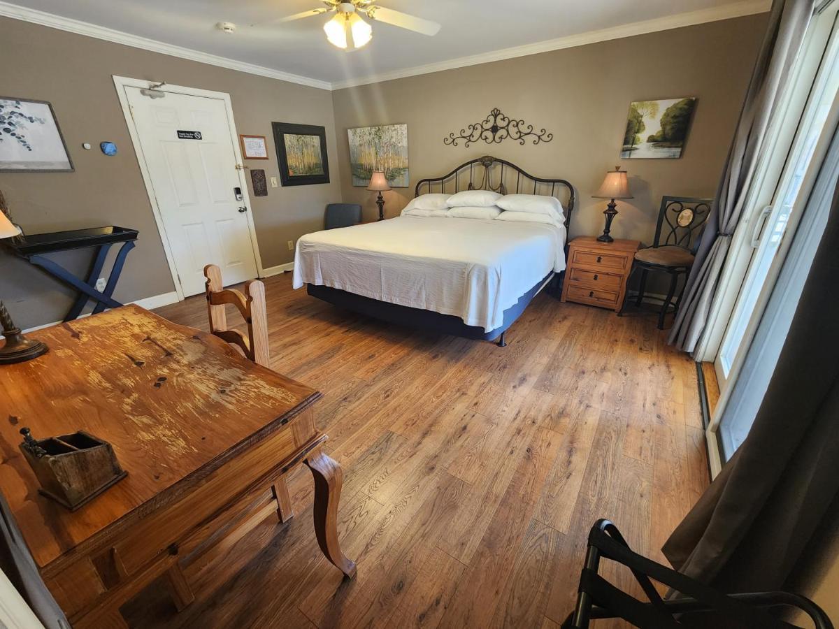 Elder Mountain Room At Tennessee Riverplace Chattanooga Bagian luar foto