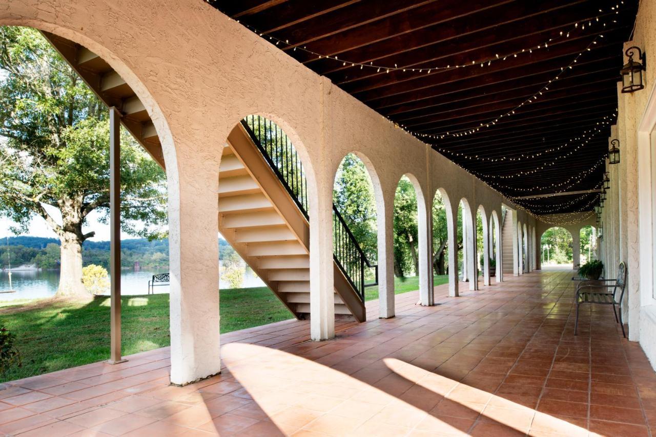 Elder Mountain Room At Tennessee Riverplace Chattanooga Bagian luar foto