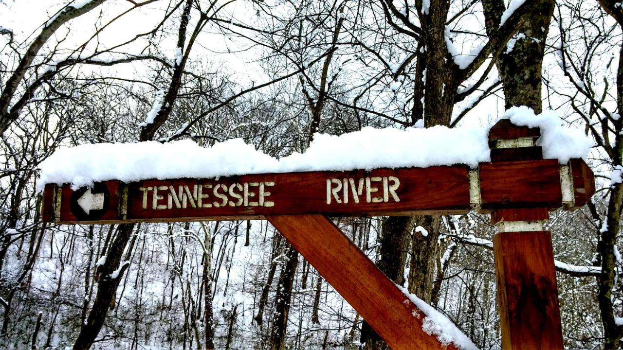 Elder Mountain Room At Tennessee Riverplace Chattanooga Bagian luar foto